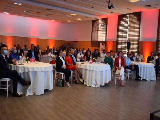 شهادة تكريم للوكالة الوطنية للترددات