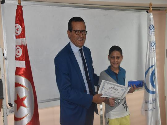 احتفالا بيوم العلم: الوكالة الوطنية للترددات تكرم المتفوقين من أبناء موظفيها