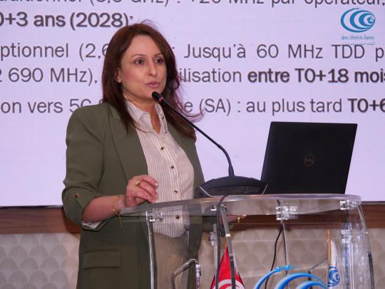 L’Agence Nationale des Fréquences a organisé, le mercredi 28 mai 2025, un atelier national intitulé " Déploiement et Opportunités des Réseaux Privés 5G», à l’hôtel Royal ASBU à Tunis, en présence d’un parterre d’experts internationaux, d’acteurs nationaux du secteur des télécommunications ainsique des opérateurs publics de téléphonie mobile en Tunisie. Cet atelier visait à instaurer un dialogue national et une réflexion collective en vue d’établir les bases d’une approche concrète et claire pour le déploiem